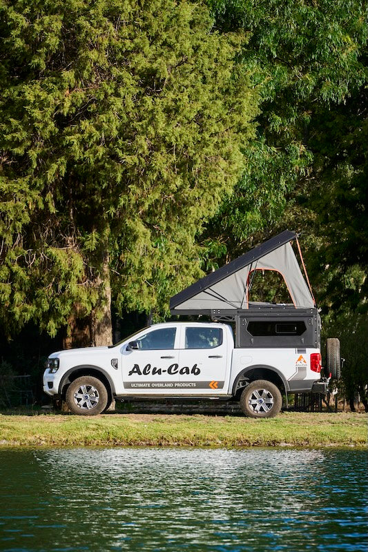 Alu-Cab ModCap Camper DC mit Fenster