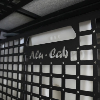 Alu-Cab ModCAP & Camper Molle Platte für Wassertank (DC,XC,FSS,FSL)