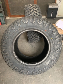 Preview: Reifen 33/12,5/18 Radar Renegate PL 118 Q