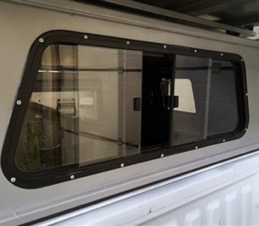 ALU-CAB HARDTOP SCHIEBEFENSTER VORNE