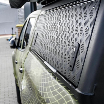 ALU-CAB HARDTOP EXPLORER MITSUBISHI L200/ FIAT FULLBACK 2016+ DOPPELKABINE SCHWARZ/ GERIFFELT