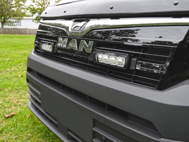 Preview: MAN TLAZER LAMPS KÜHLERGRILL-KIT MAN TGE (2017+) INKL. 2X ST4 EVOLUTIONGE GRILLE KIT