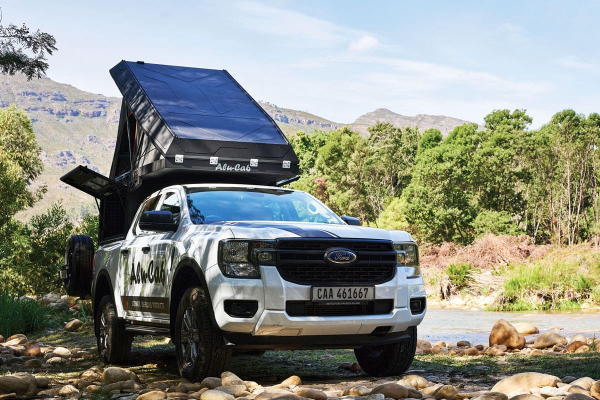 Alu-Cab ModCAP Camper