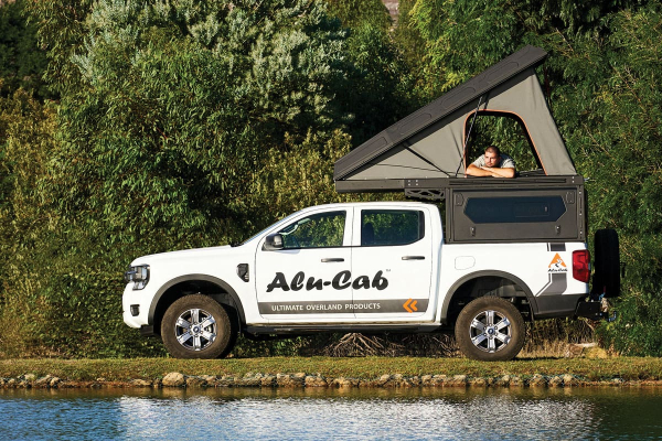 Alu-Cab ModCAP Camper