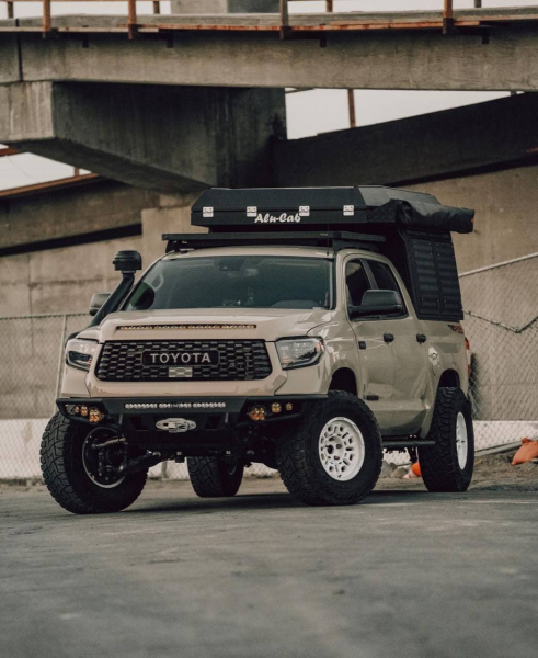 ALU-CAB CANOPY CAMPER 6,5FT TOYOTA TUNDRA 2007-2021, SCHWARZ