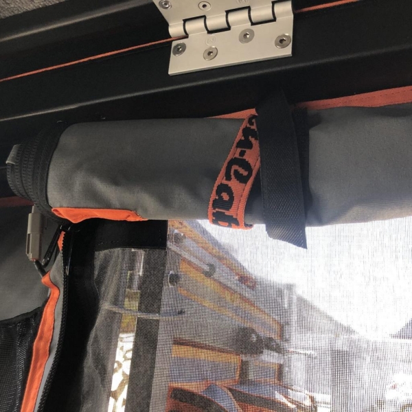 Alu-Cab Canopy Camper Moskitonetz für Hecktüre